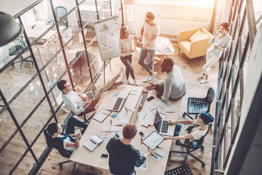 Travail en équipe et brainstorm